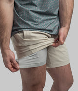 Everyday Hybrid Short With Belt Loops (5.5" inseam) - Pelican